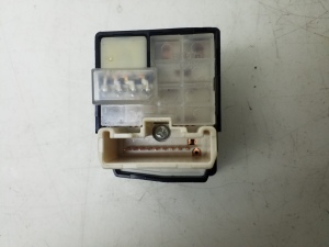 TOYOTA Previa (2000–2006) Mirror control switch 8487028020 - 2