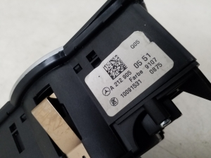 Mercedes Benz CLS-Class 218 (2011–2018) Headlight switch A2129050551 - 3