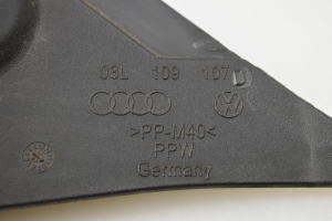 Skoda Octavia II (2004–2013) Timing belt cover 03L109107D - 3