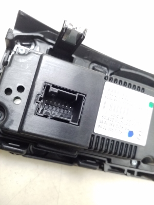 Mercedes Benz E-Class W212 (2009–2015) Heater control panel A2129007704 - 3