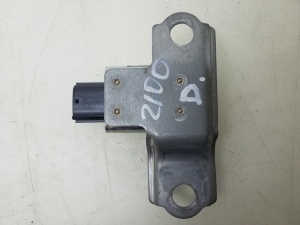 TOYOTA Previa (2000–2006) Airbagsensor 8986028020 - 3