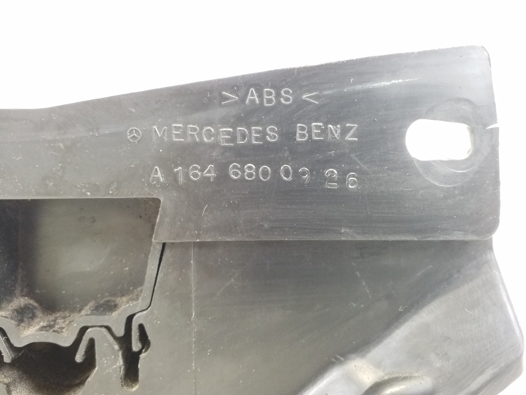 MERCEDES-BENZ GL-Class X164 (2006-2012) Kitos variklio skyriaus detalės A1646800926 22018041