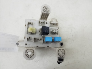 TOYOTA Previa (2000–2006) Kaitsmekarp salongis 8273128040 - 3