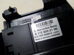 Mercedes Benz A-Class 176 (2012–2018) USB port A1728202100 - 2