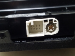 Mercedes Benz A-Class 176 (2012–2018) USB port A1728202100 - 4