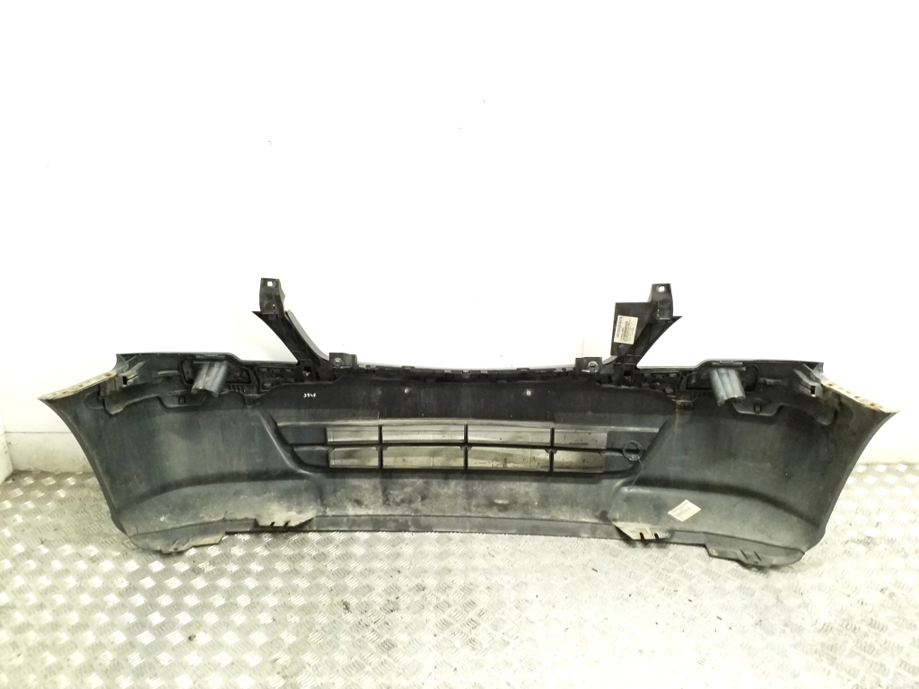 Mercedes Vito W639 Front Bumper 03-10 black not for park assist with trim