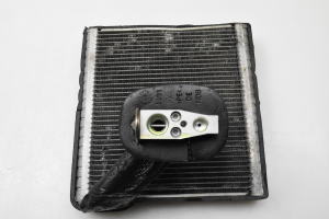 Volkswagen Passat B8 (2014–2023) A/C condenser 5Q2820105B - 3
