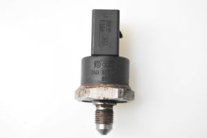 Volkswagen Passat B6 (2005–2010) Kraftstoffhochdrucksensor 06D906051A - 2