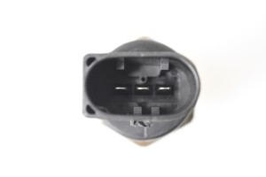 Volkswagen Passat B6 (2005–2010) Kraftstoffhochdrucksensor 06D906051A - 5