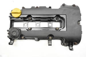 Valve cover - 55561426