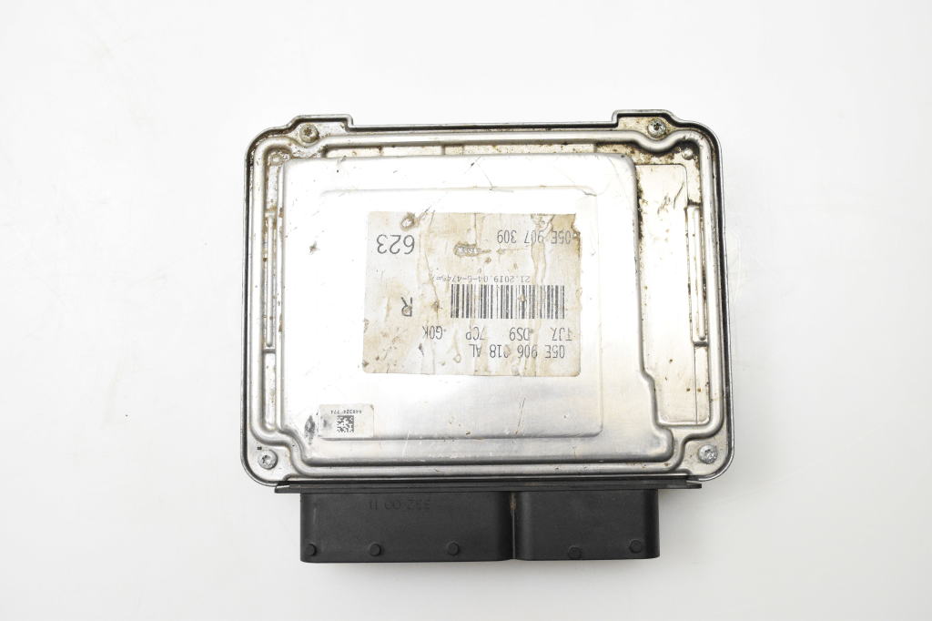 VOLKSWAGEN Golf 7 generation (2012-2024) Engine Control Unit ECU 05E907309 24542468