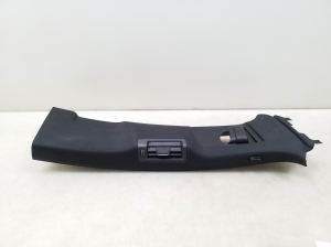 VOLVO V90 (2016–2026) Keskpiilari siseviimistlus 31377625 - 2