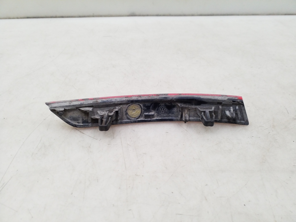 VOLKSWAGEN Passat B8 (2014-2023) Reflector bară stânga spate 3G0945103A 24979502