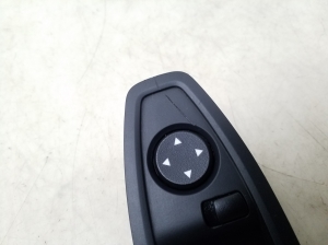 BMW 1 SERIES F20 (2010–2026) Front door glass switch 9226264 - 2