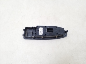 BMW 1 SERIES F20 (2010–2026) Front door glass switch 9226264 - 6