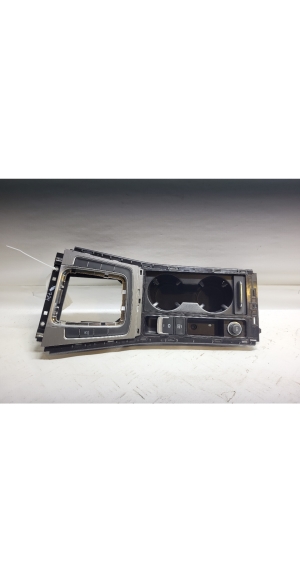 Volkswagen Golf VII (2012–2026) Mittelkonsole 5G1864263