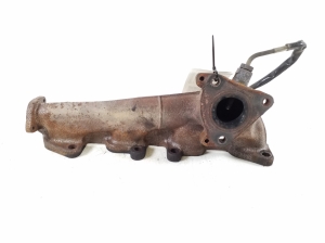  Exhaust manifold 