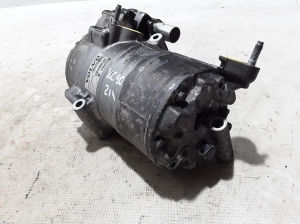  Air conditioner compressor 