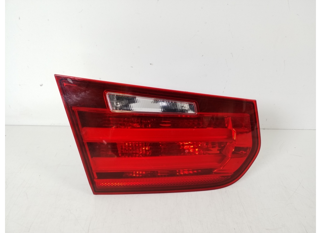 BMW 3 Series F30/F31 (2011-2020) Left Side Tailgate Taillight 7259915 20659765