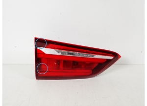 Tail light on trunk lid - 2710635