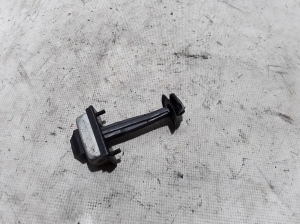 BMW X4 F26 (2014–2018) Rear side door opening limiter 7205613 - 2