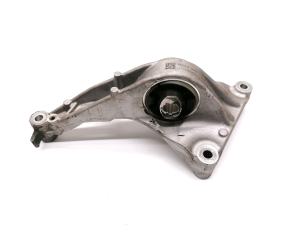 Engine bracket - 1095338-00-D
