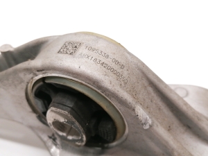 Tesla Model Y Y (2020–2026) Engine bracket 1095338-00-D - 2