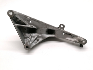 Tesla Model Y Y (2020–2026) Engine bracket 1095338-00-D - 5