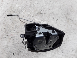 BMW X4 F26 (2014–2018) Rear side door lock 7318414 - 2