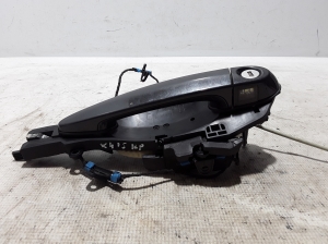 BMW X4 F26 (2014–2018) Front door external opening handle and its details - 3