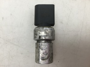 Kliimaradiaatori andur - 1J0959126A
