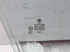 BMW X5 E70 (2006–2013) Priekšējo durvju stikls 7137014 - 3