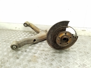  Rear hub 