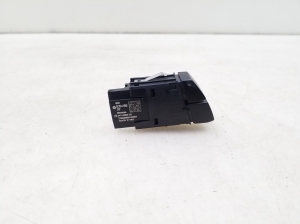 BMW 2 SERIES F45 (2014–2026) Hazard light switch 9354186 - 2