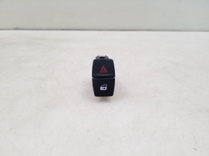 Hazard light switch - 9231786