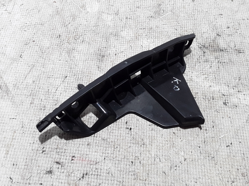 Used Peugeot 208 Front bumper bracket 982307980