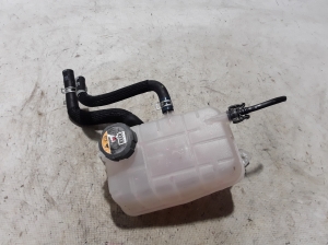 Coolant reservoir - 25430AT000