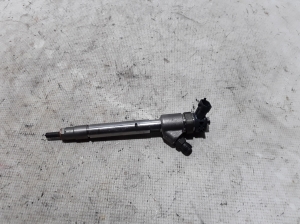  Fuel injector 