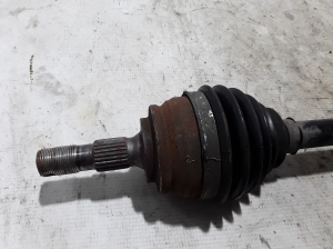Peugeot 208 (2019–2026) Front drive shaft and its parts 9825391080 - 3