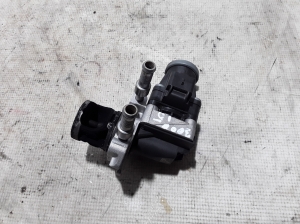  EGR valve 