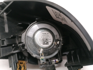 Tesla Model 3 3 (2016–2024) Speaker 1079741-00-A - 4