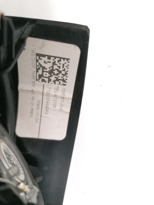 Tesla Model 3 3 (2016–2024) Speaker 1079741-00-A - 2