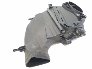 Mercedes Benz CLS-Class 218 (2011–2018) Luftfiltergehäuse A6420903101 - 5