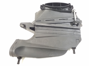  Air filter housing 