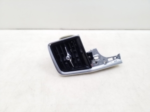 Dashboard air vent grilles - 31651219