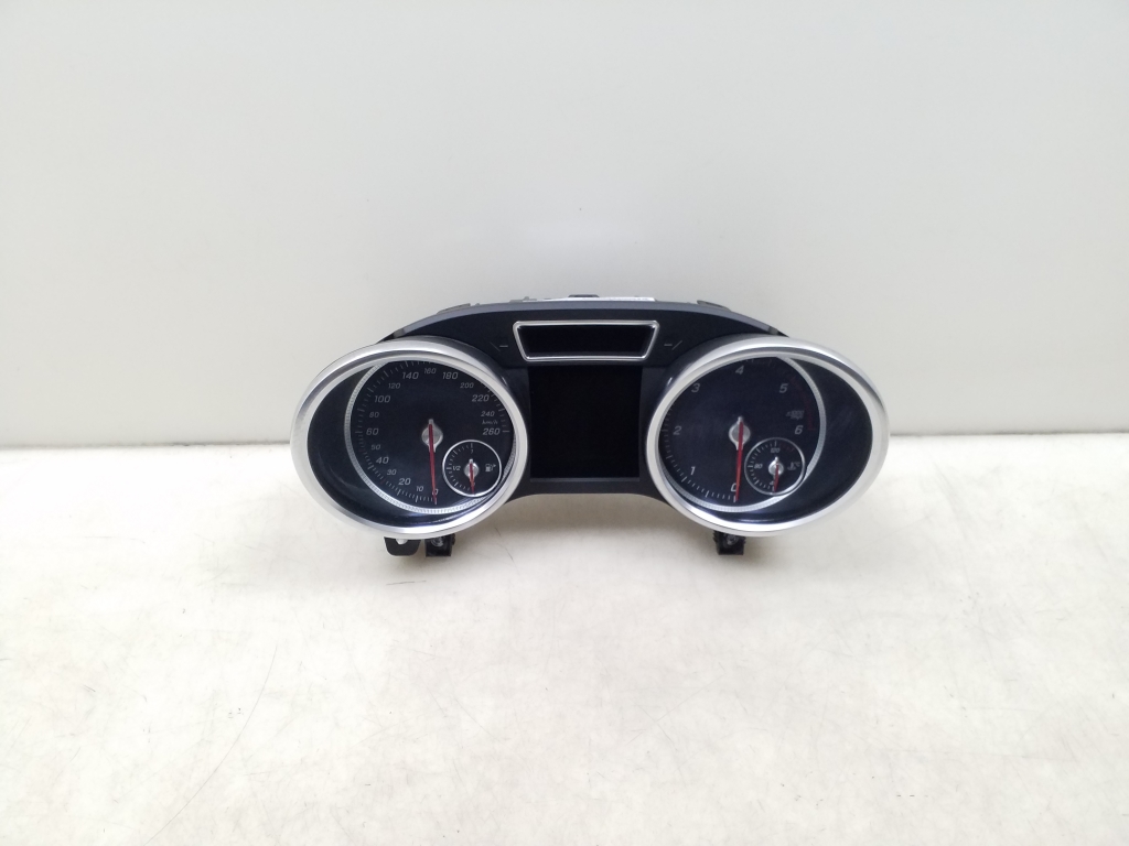 MERCEDES-BENZ GLE W166 (2015-2018) Speedometer A1669000919 24981379