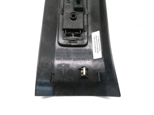 Tesla Model X X (2015–2026) Inner sill trim 1035986-00-D - 2