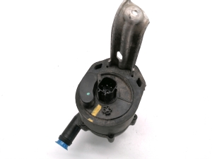 Tesla Model X X (2015–2026) Auxiliary water pump 1037328-00-F - 2