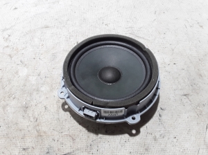   Front door speaker 