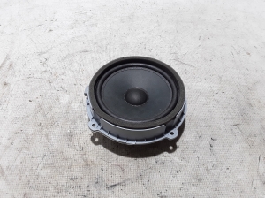   Front door speaker 